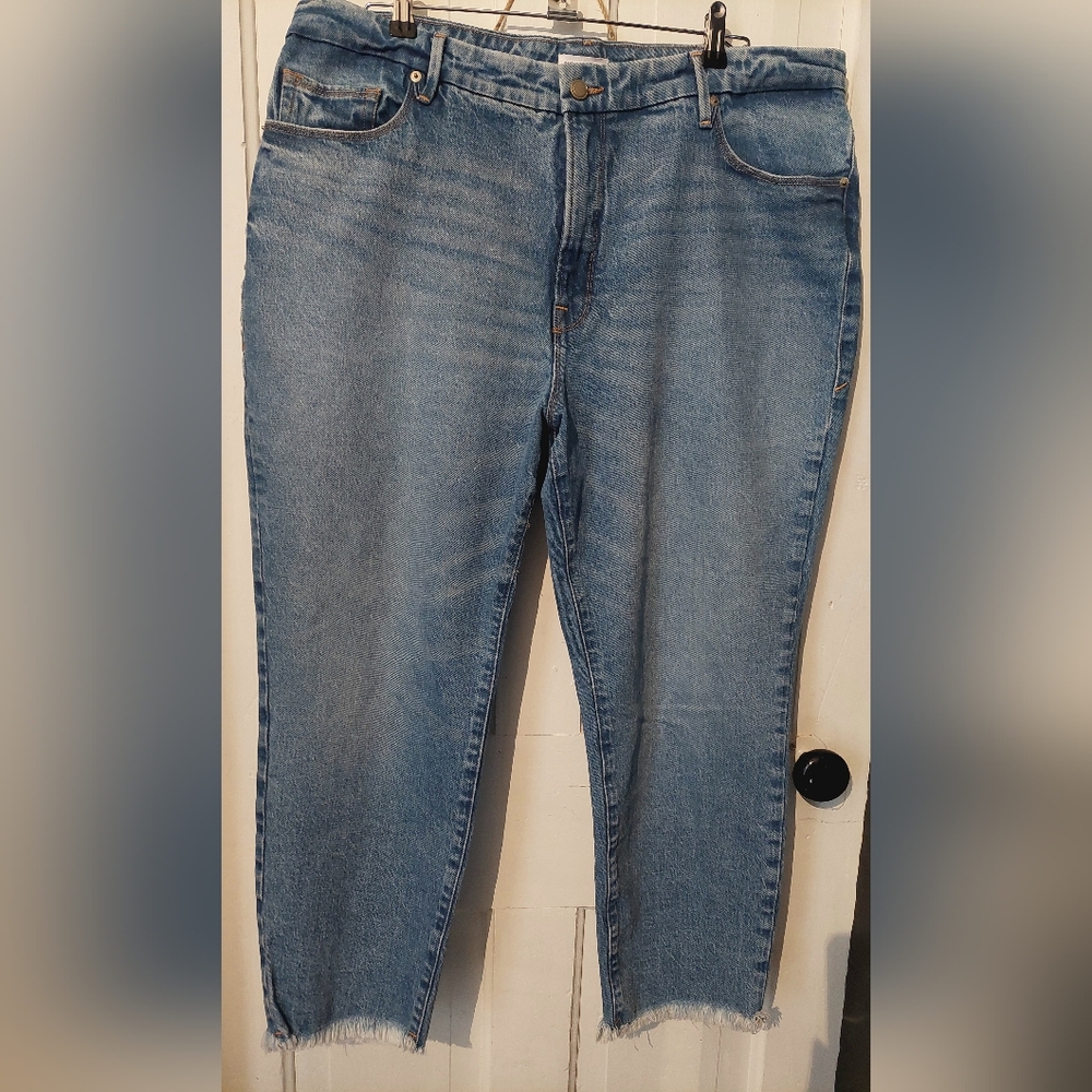 Good American size 16 Jeans. Excellent Condition! 25in inseam.